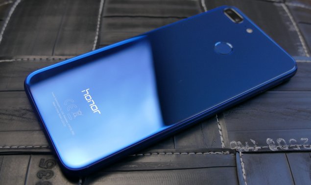 Honor 9 Lite Anfälligkeit für Fingerabdrücke