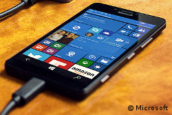 Microsoft Lumia 950