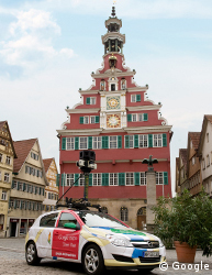 Mit Kameras, die auf Autos montiert sind, fotografiert Google für den Dienst Street View